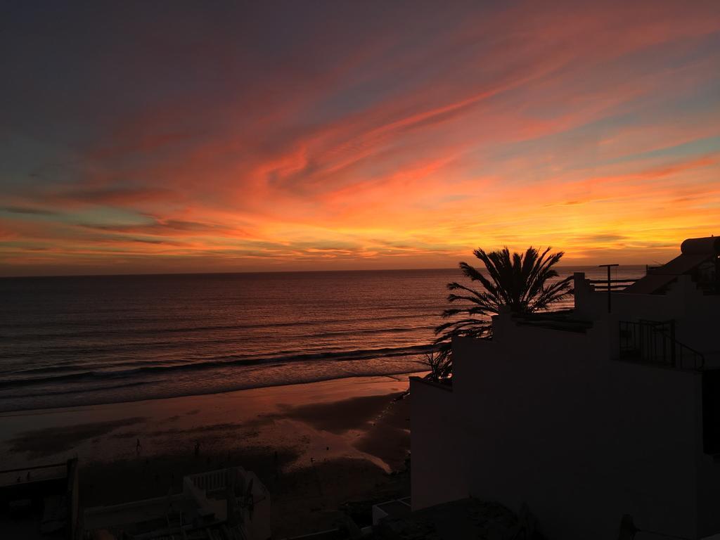 Surf & Travel Camp Bed and Breakfast Taghazout Εξωτερικό φωτογραφία